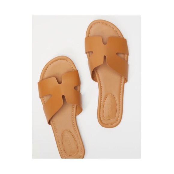 Rue21 Shoes - New ✨ Cognac cutout strap slide sandals